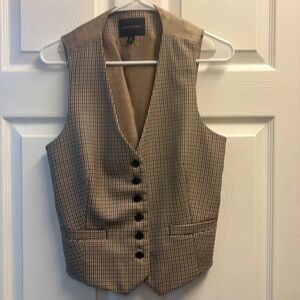 Women’s Banana Republic vest
